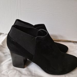 Vaneli Black Ankle Booties